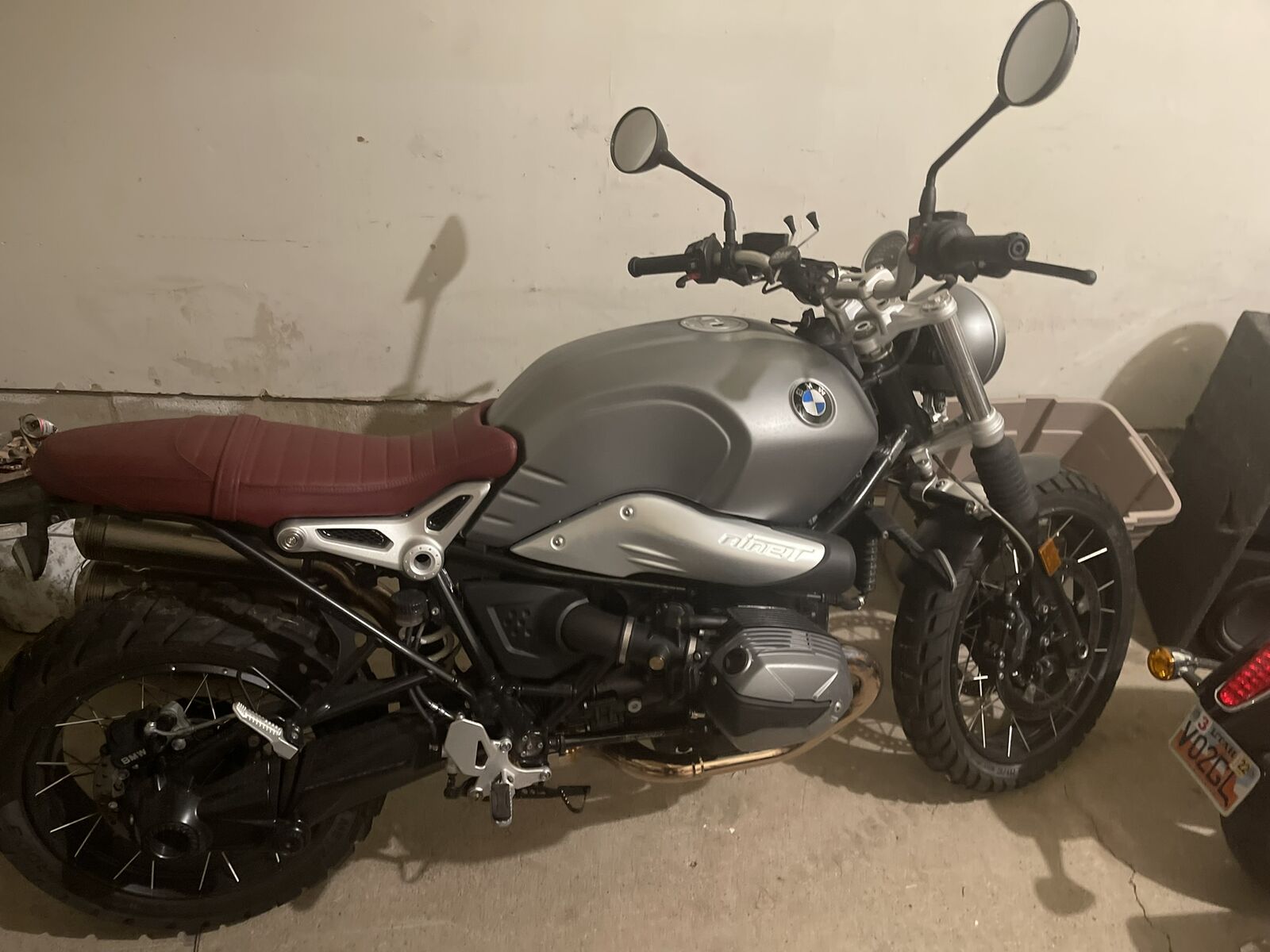 2021 BMW rNine T Pure