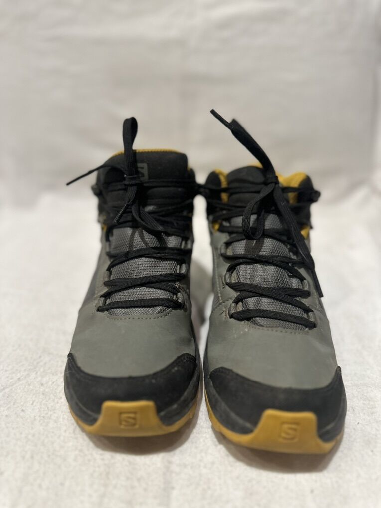 Salomon Youth Size 4 Gray/Black Wtrprf Hiking Boot