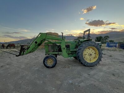 2940 John Deere Tractor