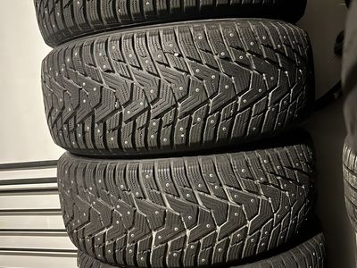 4 Tires 235/55/17 Hankok 340.00