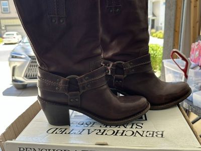 Womens Shoes