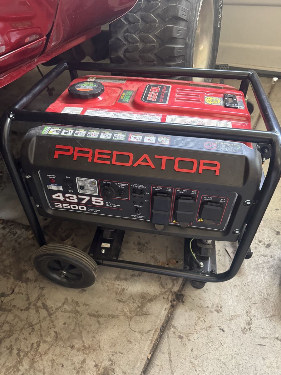 Predator 4375/3500 Max/Running Watts Portable Gas Generator