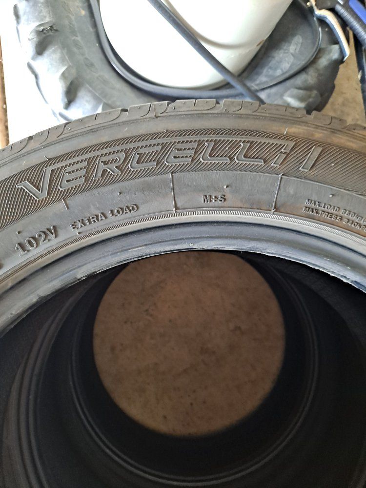 225X55R18 used tires for sale