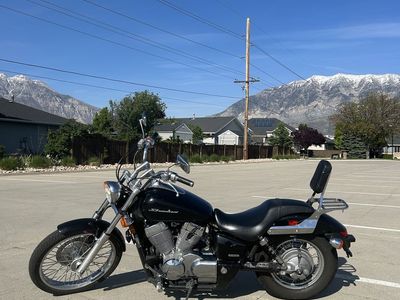 2009 Honda Shadow Spirit VT750C2 + Full Gear Package