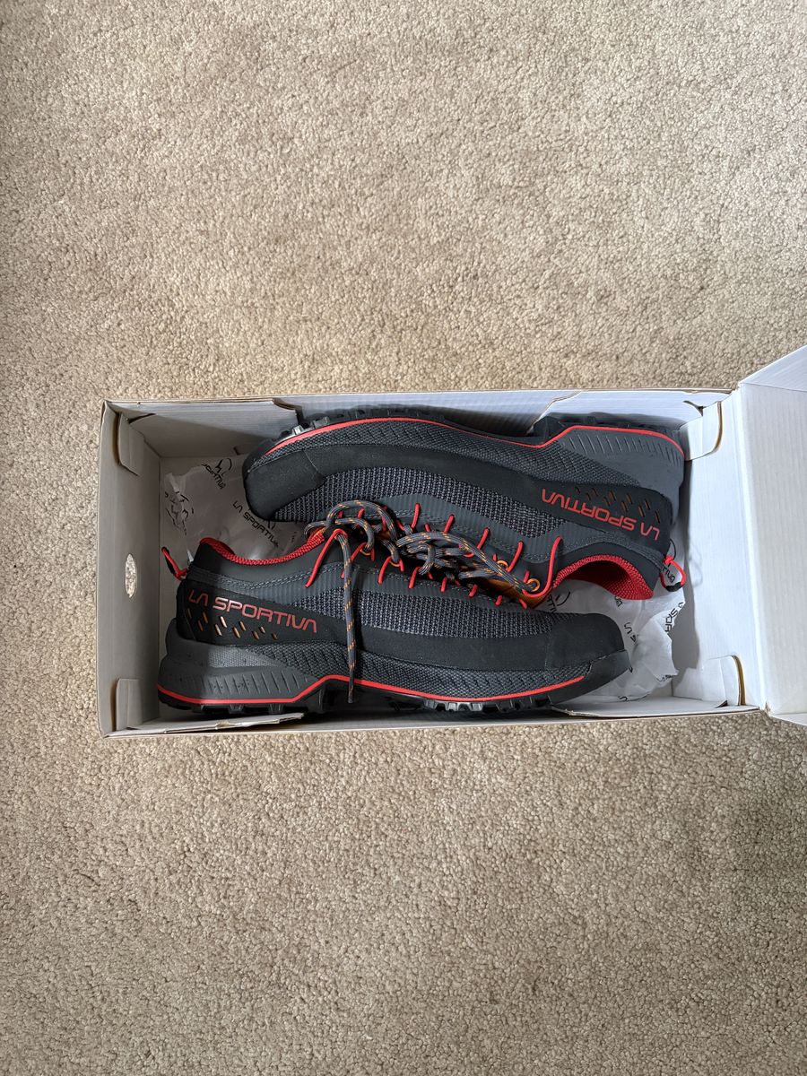La Sportiva TX4 EVO ST Climbing Approach Shoes (Size EU 39.5, USM 7, USW 8)