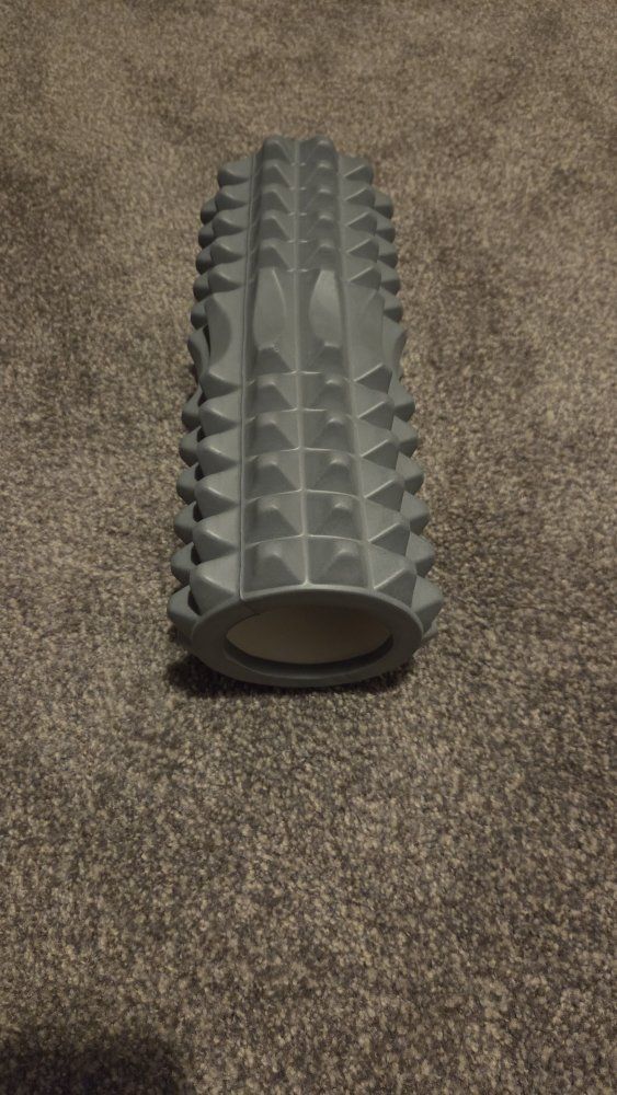 High-Density Textured Foam Roller for Muscle Recovery - Gray