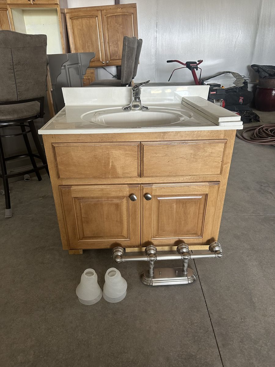Bathroom vanity