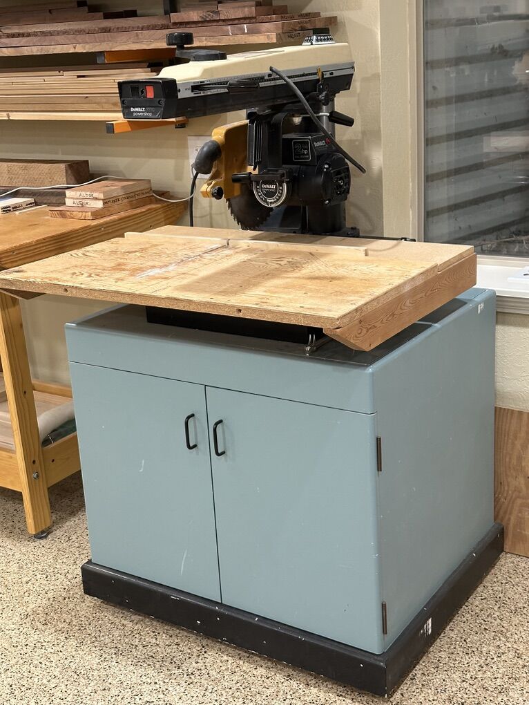 DeWalt Radial Arm Saw Model 7770
