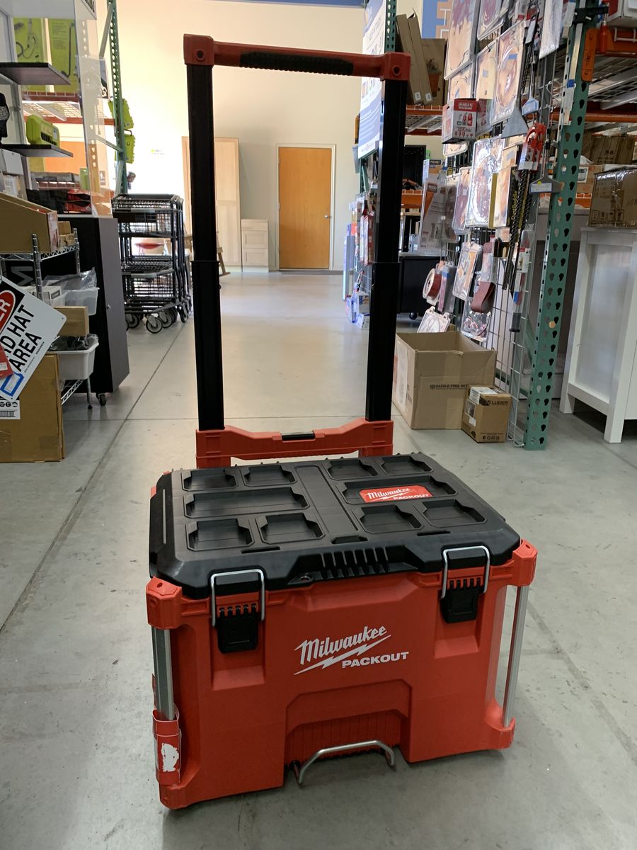 Shop Milwaukee PACKOUT 22 in. Rolling Modular Tool Box Low Profile Handle