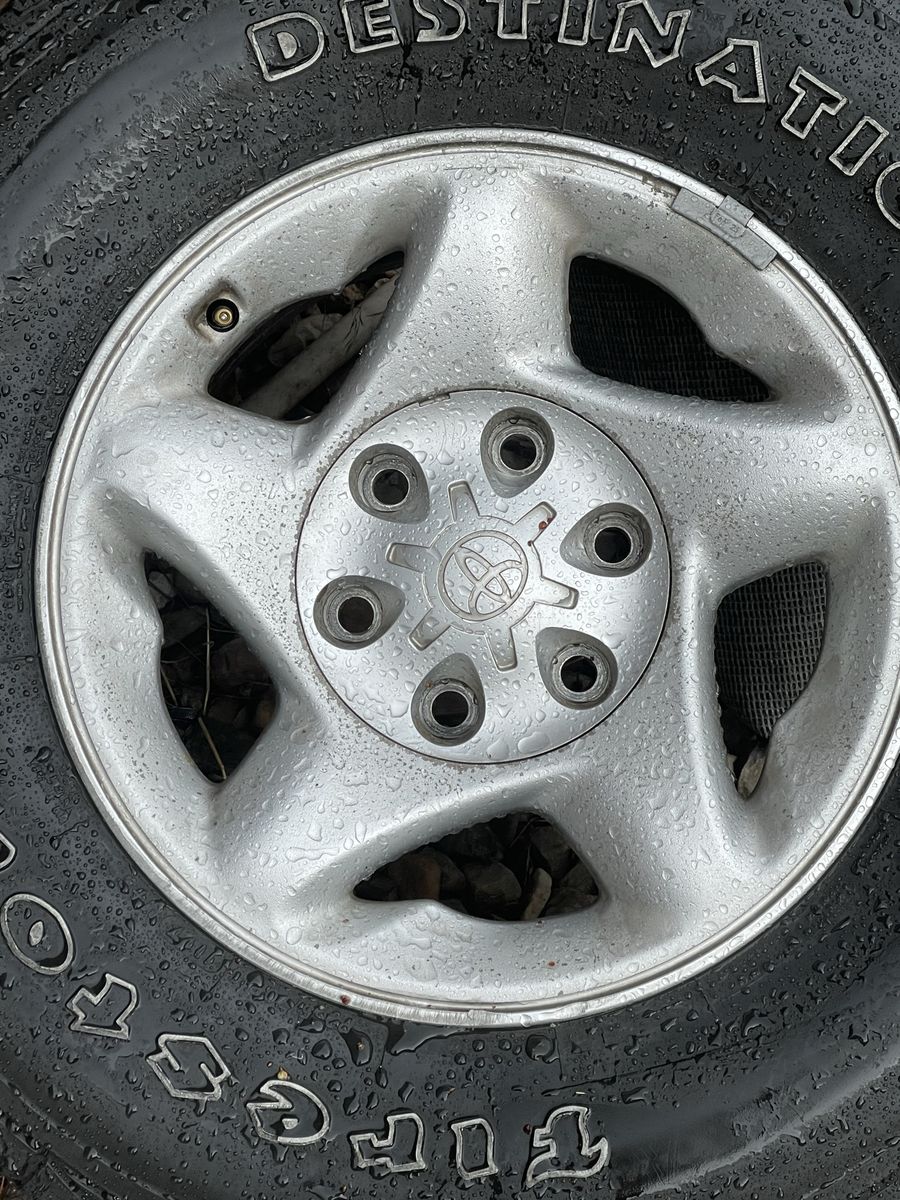 Toyota Truck 16", 5-Spoke OEM Alloy wheel