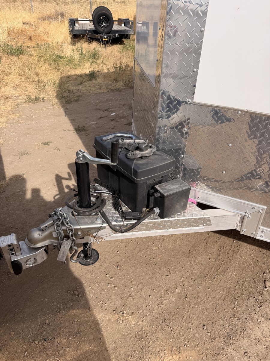 Main image 8