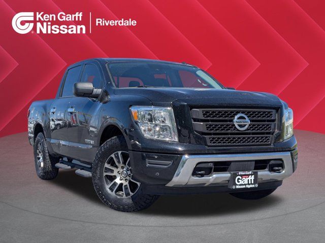 2021 Nissan Titan SV