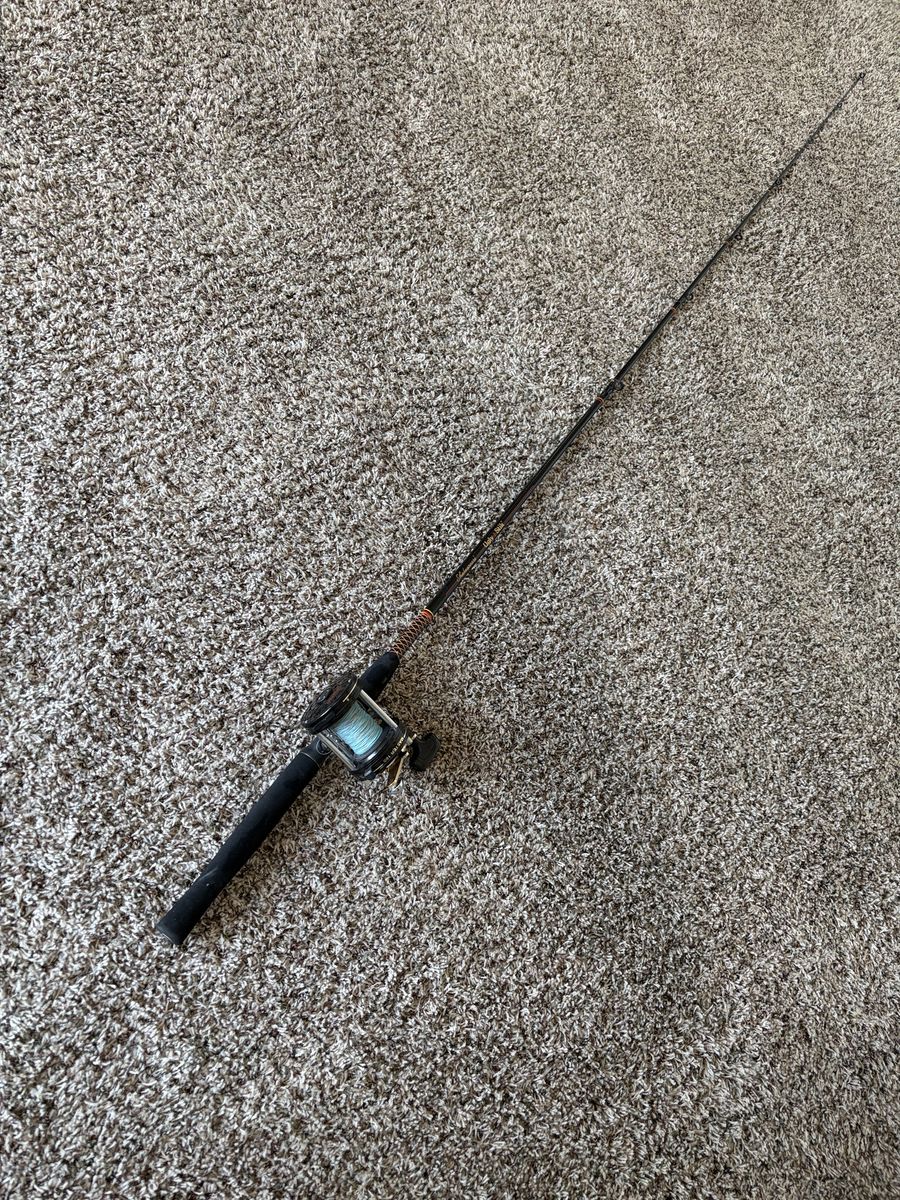 Shakespeare Ugly Stik CAL 1100 6'6" Casting Rod with Baitcasting Reel