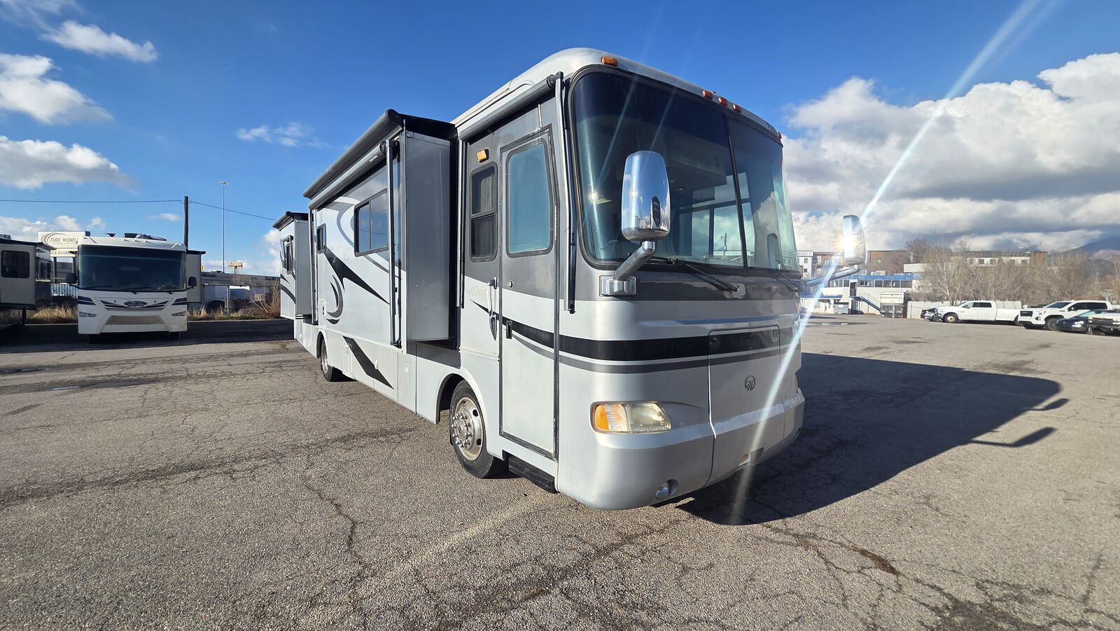 2005 Monaco Knight 38PDQ