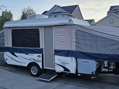 2012 Coachmen Clipper Classic 1285SST