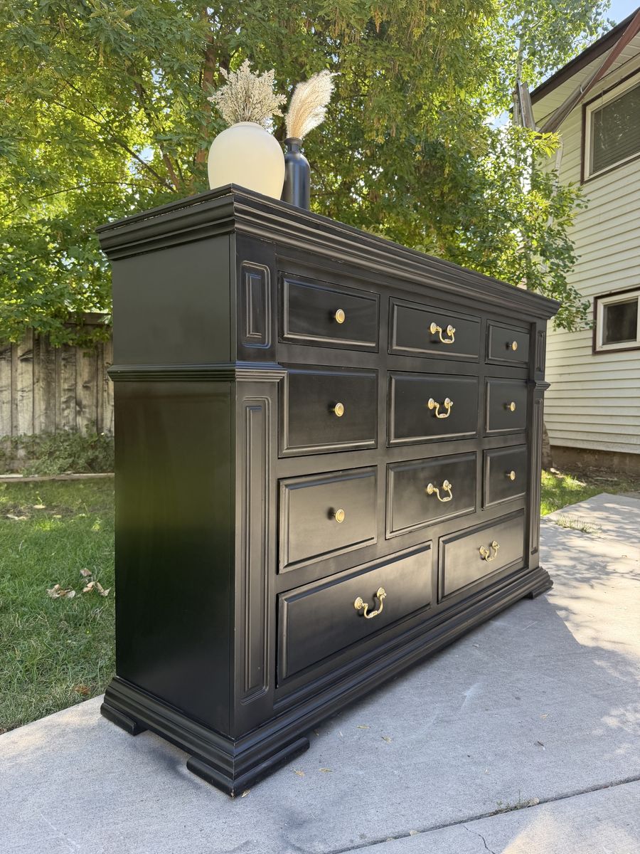 Main image 4