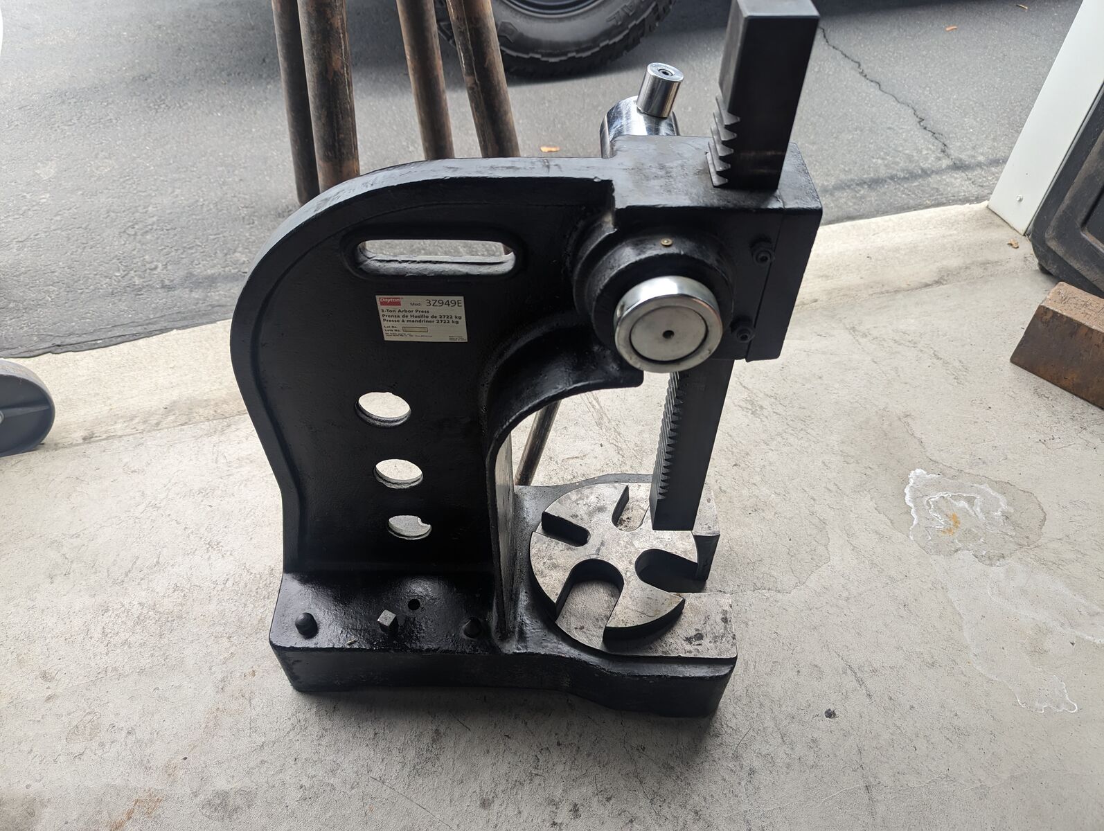 Dayton 3 Ton Arbor Press