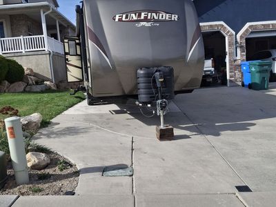 2016 28 1/2 Funfinder