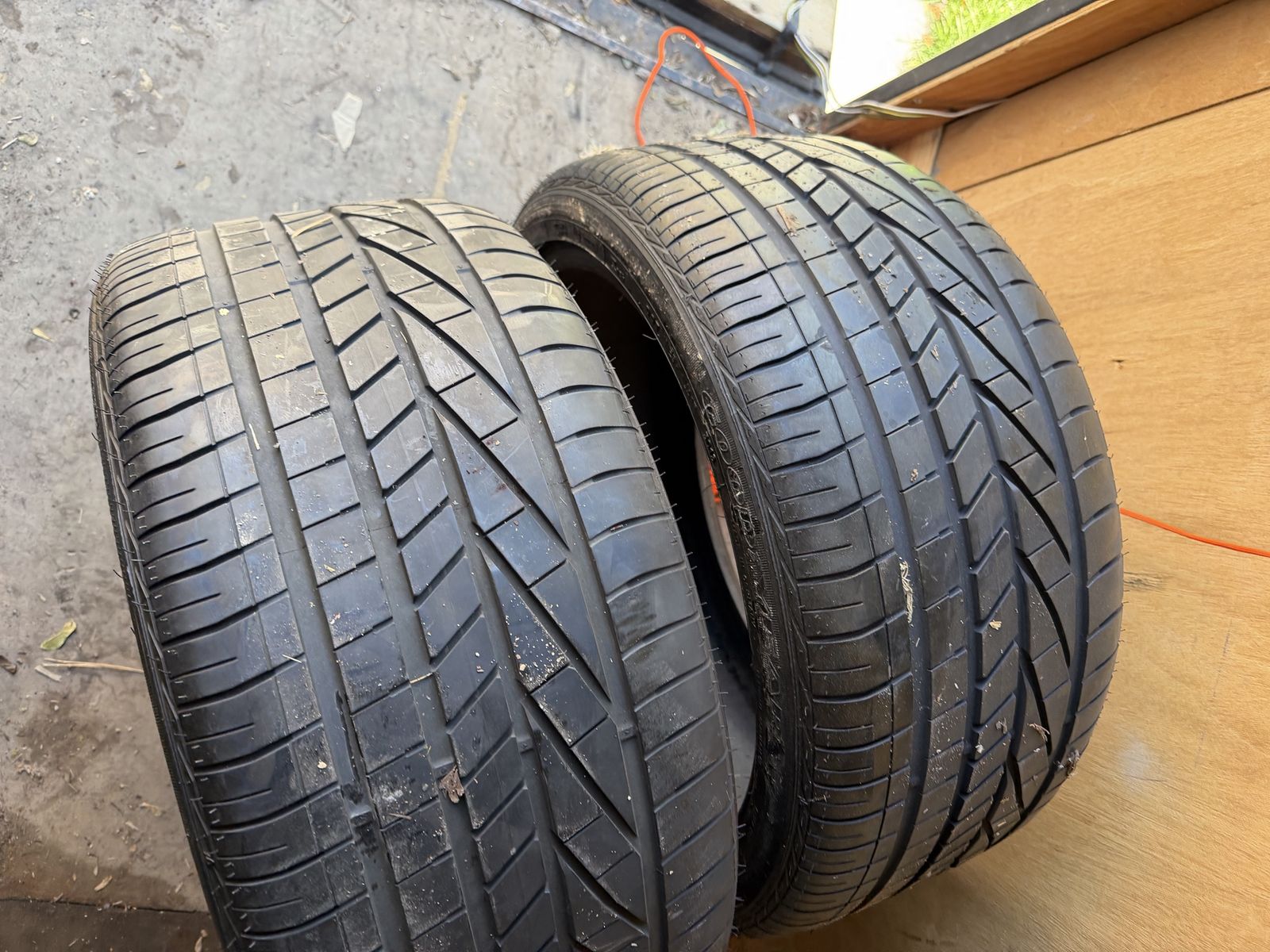 Hankook Ventus Evo 275/35R20 102Y XL - Like New Pair (2 Tires)