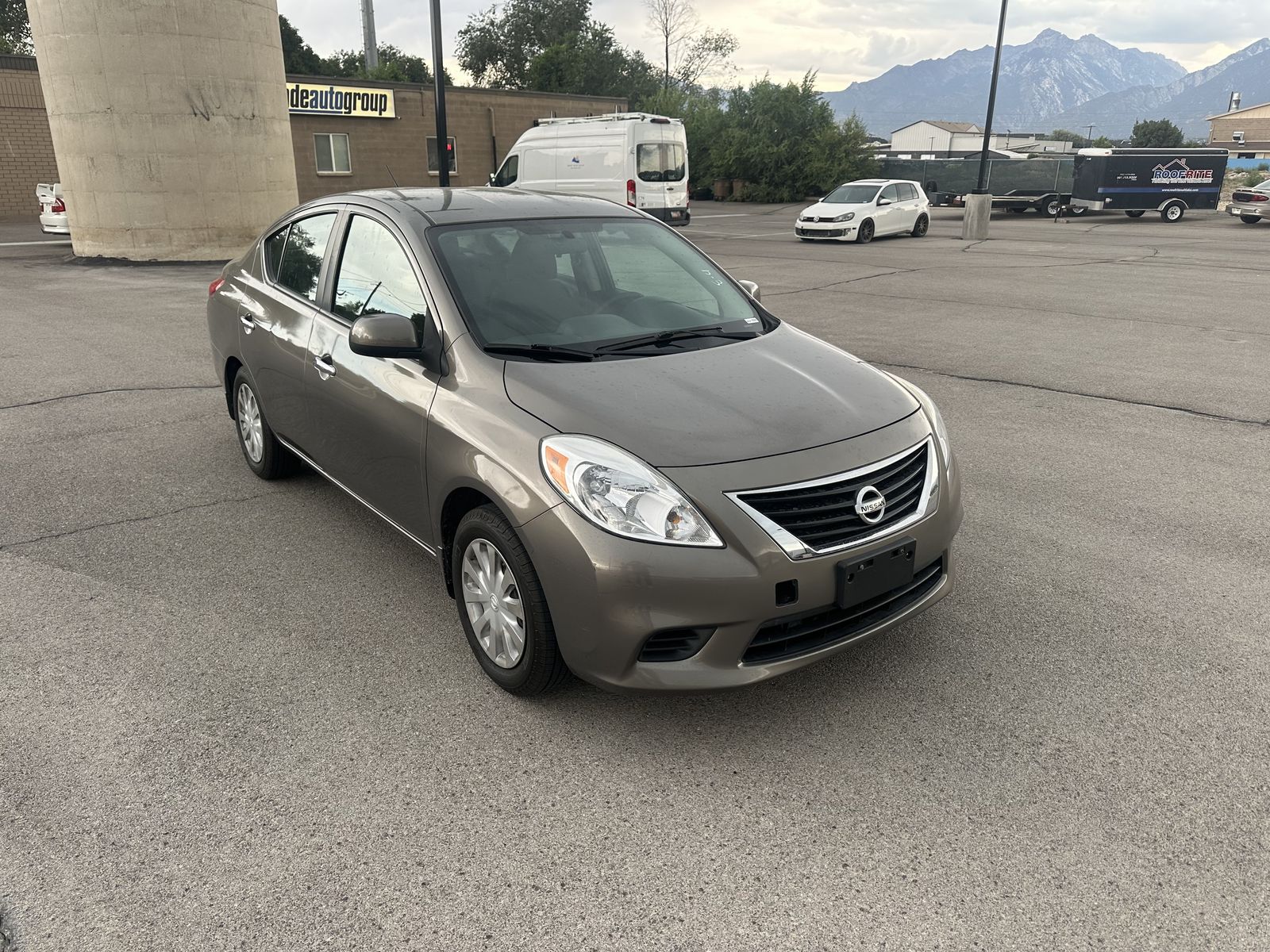 2012 Nissan Versa 1.6 SV