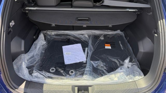 Main image 11