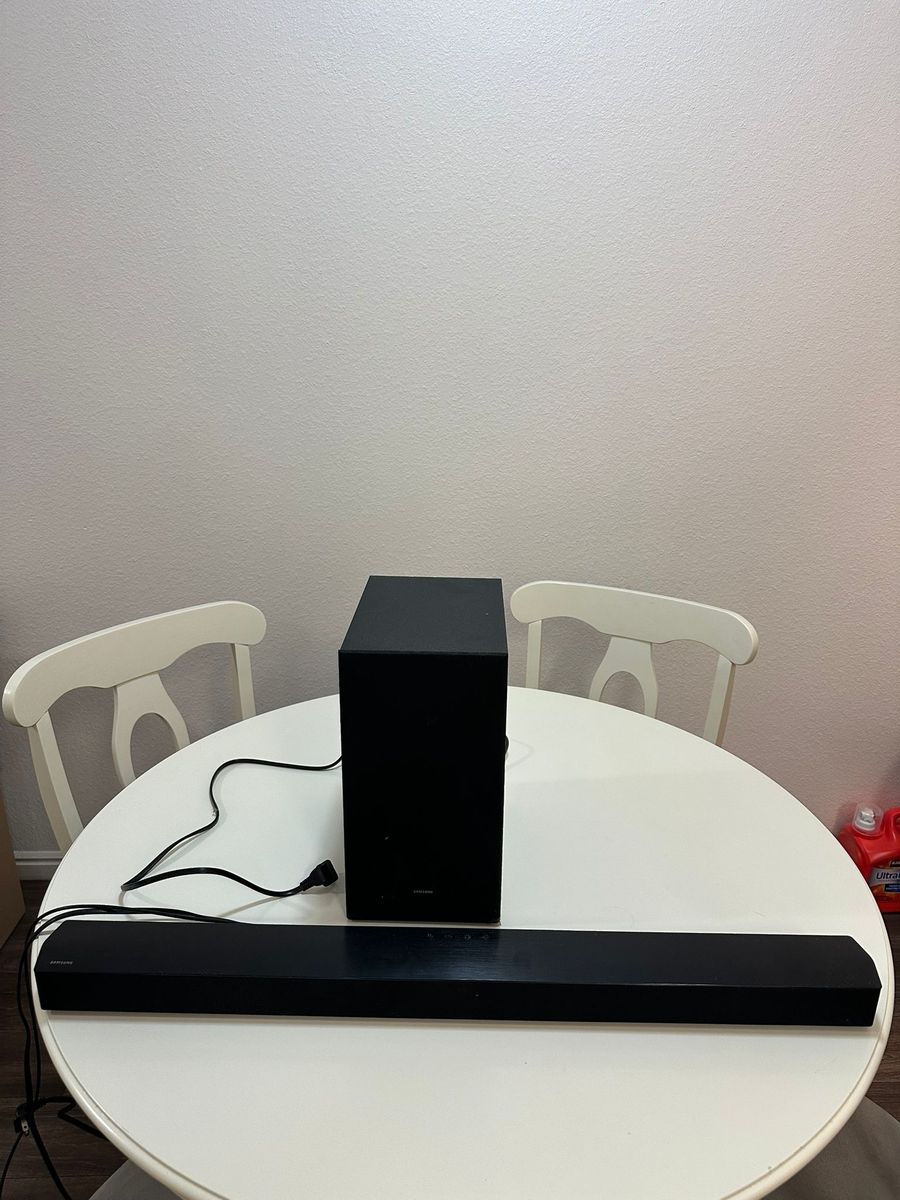 Samsung Soundbar 2.1 Dolby Audio