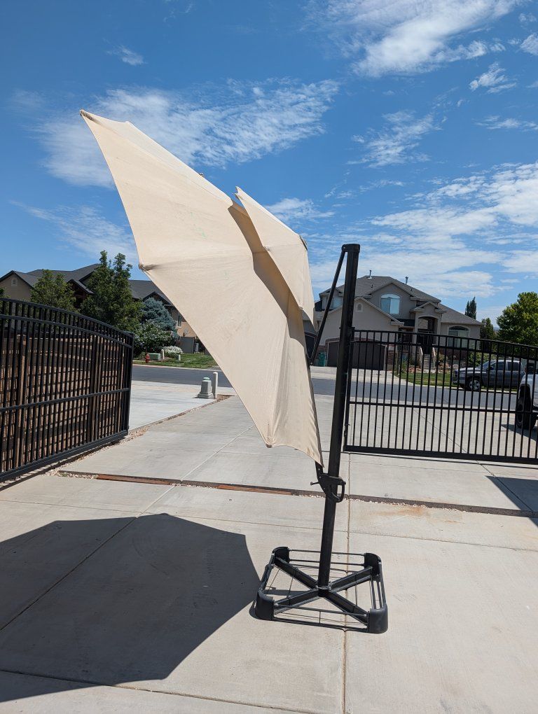 Large Offset Patio Umbrella with Base - Beige/Tan