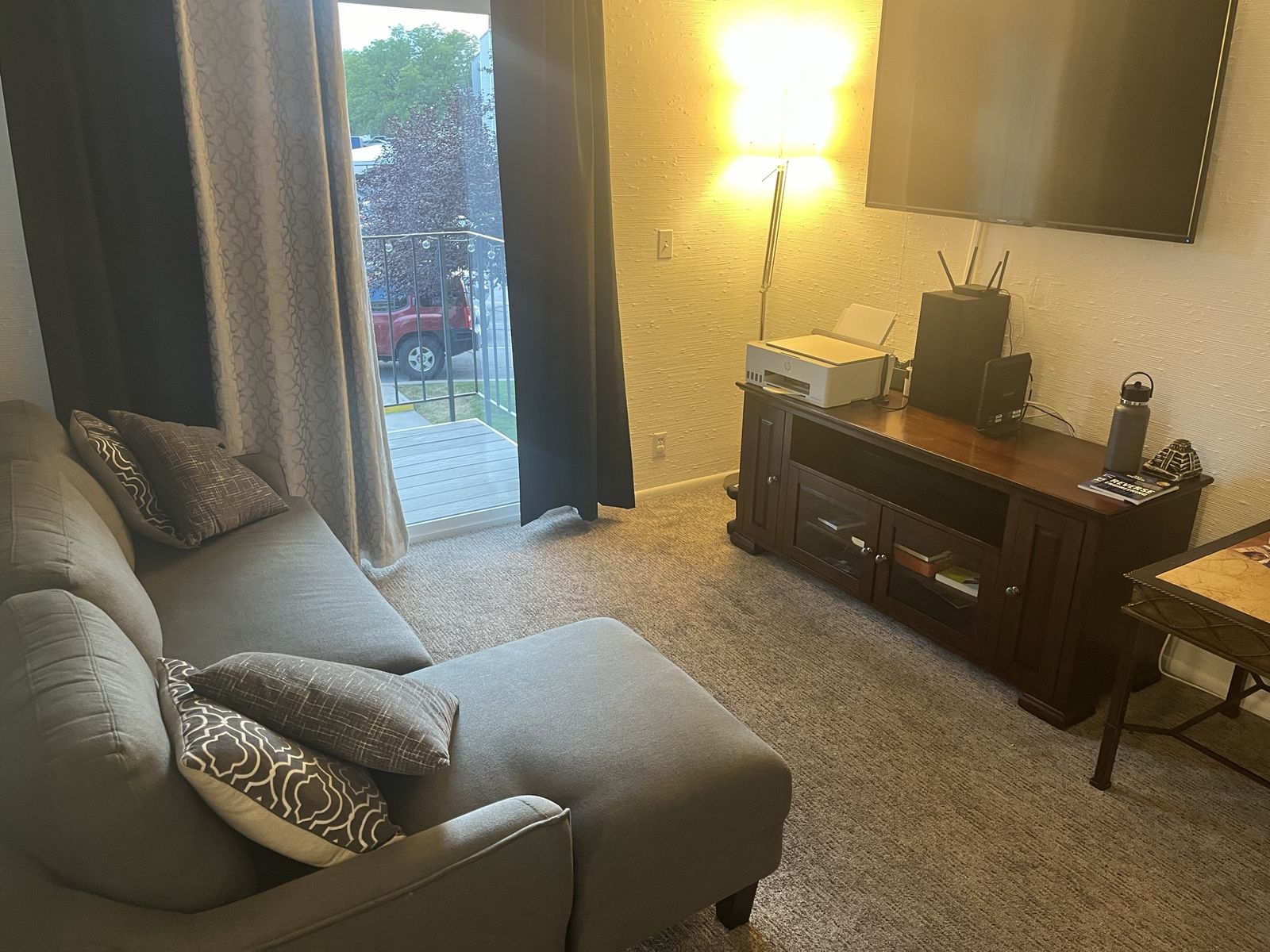 2x2 Millcreek condo