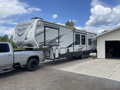 Carbon toy hauler