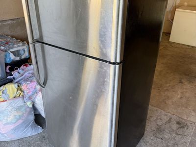 Frigidaire Fridge