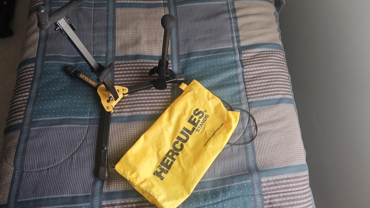 Hercules Tenor/Also Saxophone Stand