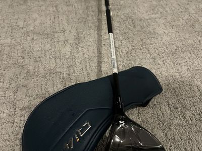 New TaylorMade Qi4D 7 Fairway Wood - Reax 65g Stiff Shaft