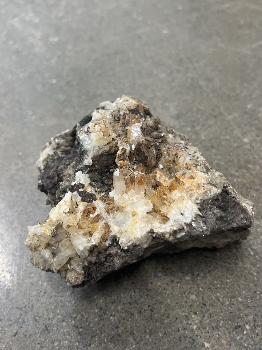 Natural Raw Quartz Crystal Mineral Specimen Rock Display Piece