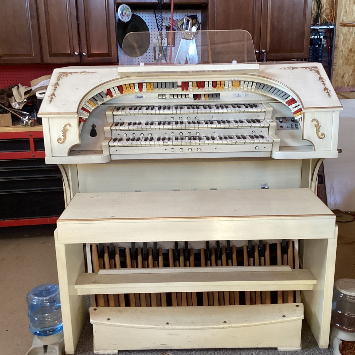 Rodger's Theater Organ