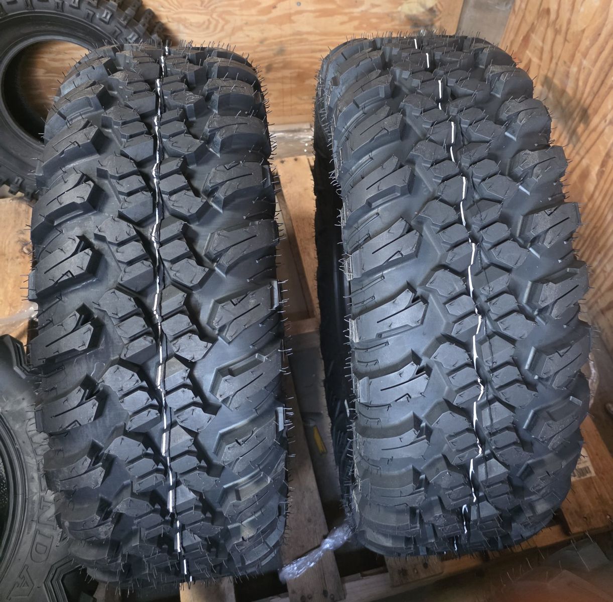 Two Forerunner A/T 30x10.00R14 79J 8 Ply Tires