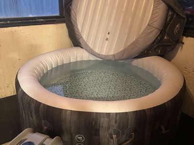 Coleman SaluSpa Inflatable Hot Tub