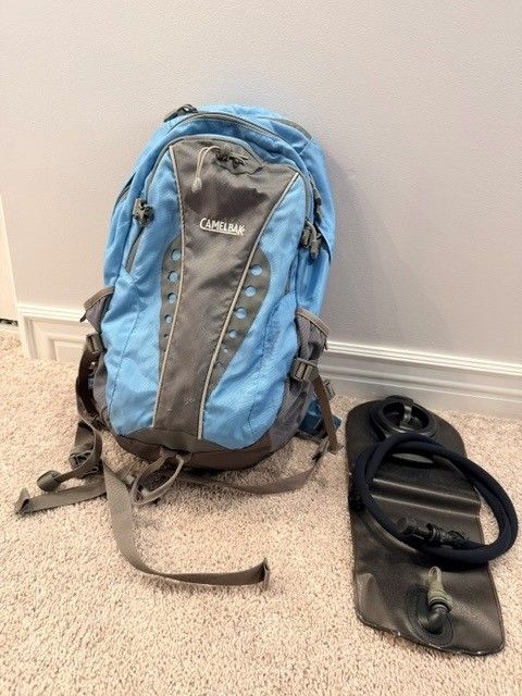 CAMELBAK – Helena Hiking Hydration backpack with NEW BLADDER