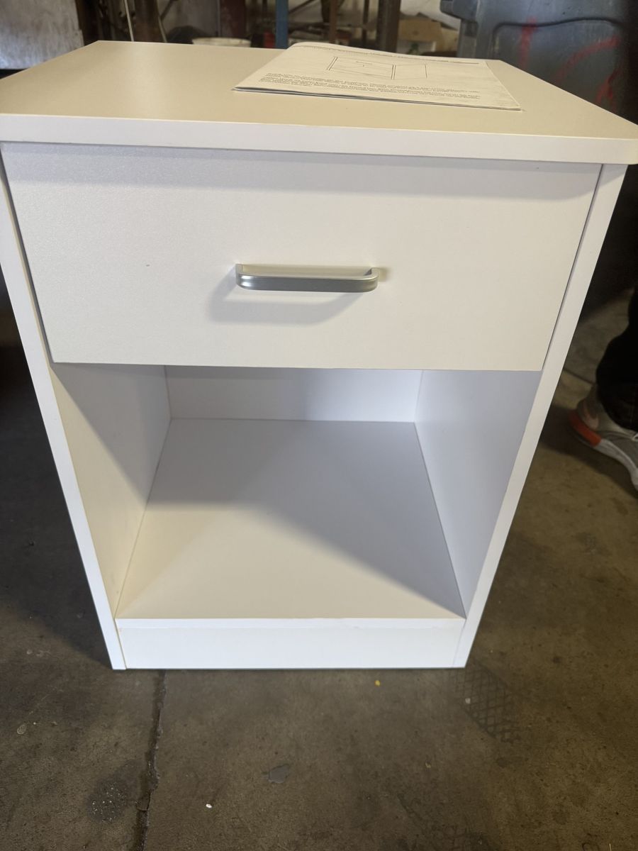Wood Elegant Night Stand W/1 Drawer Storage Beside End Table