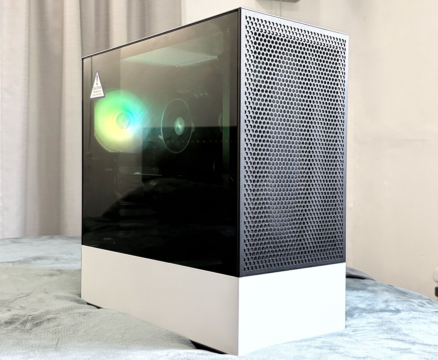 High-End Gaming PC [AMD Ryzen 5-5600X, NVIDIA RTX 3070, 16GB RAM, 500GB M.2 NVMe SSD]