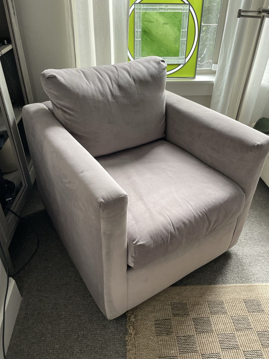 Accent chair