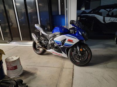 2016 Suzuki GSXR 1000 low 4600 miles