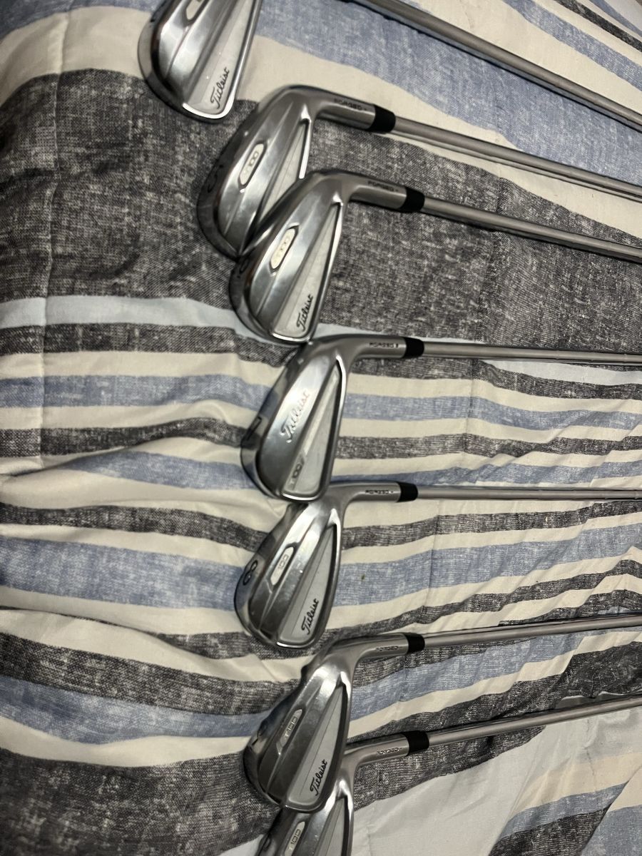 Golf clubs 