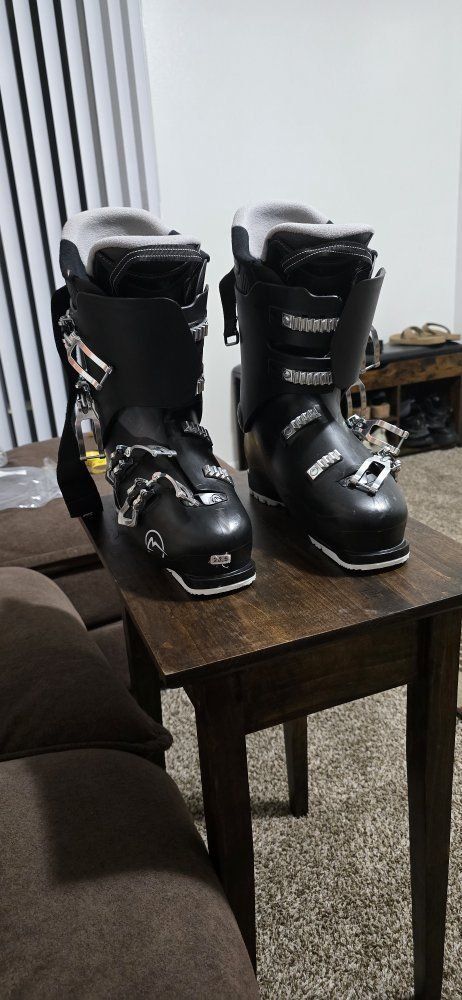 Black Ski Boots Bio Fit 28.5 (size)