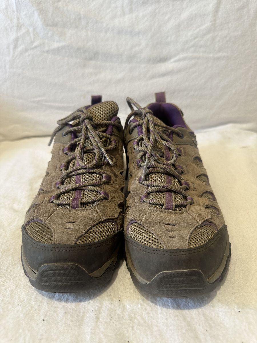 Merrell Womens 8 Beige/Purple Wtrprf Hiking Shoes