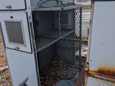 Animal control box for small pickup. Has light bar on it also, I have all the wiring for the light bar. From a 2008 ranger