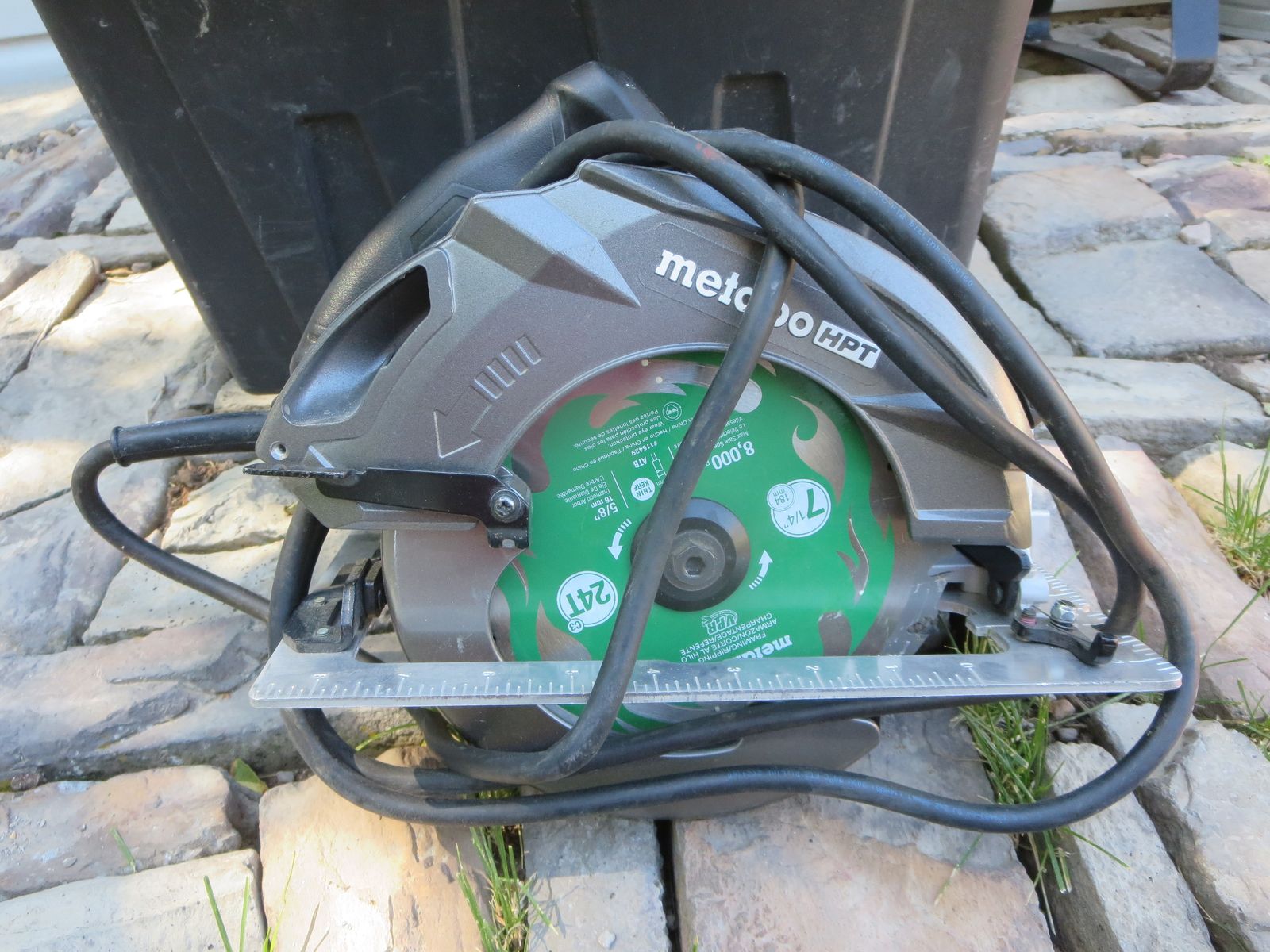 Metabo HPT C7UR 7-1/4" 15A Circular Saw - Powerful, Made in China