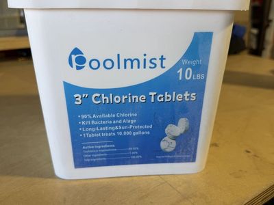 Pool chlorine tablets