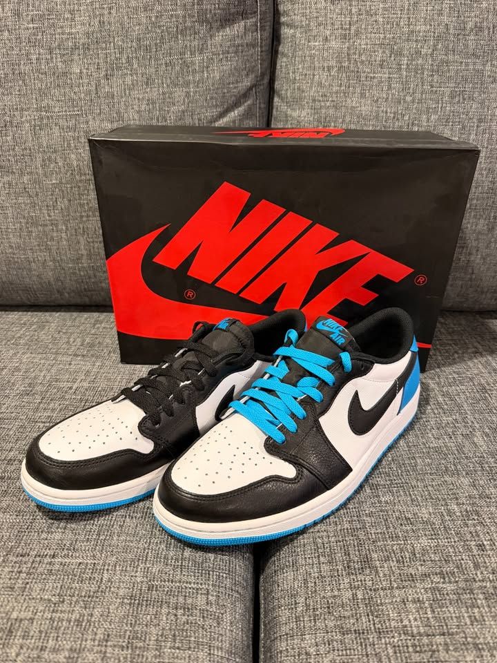 Air Jordan 1 Retro Low OG UNC White Dark Powder Blue Men's Size 11 CZ0790-104