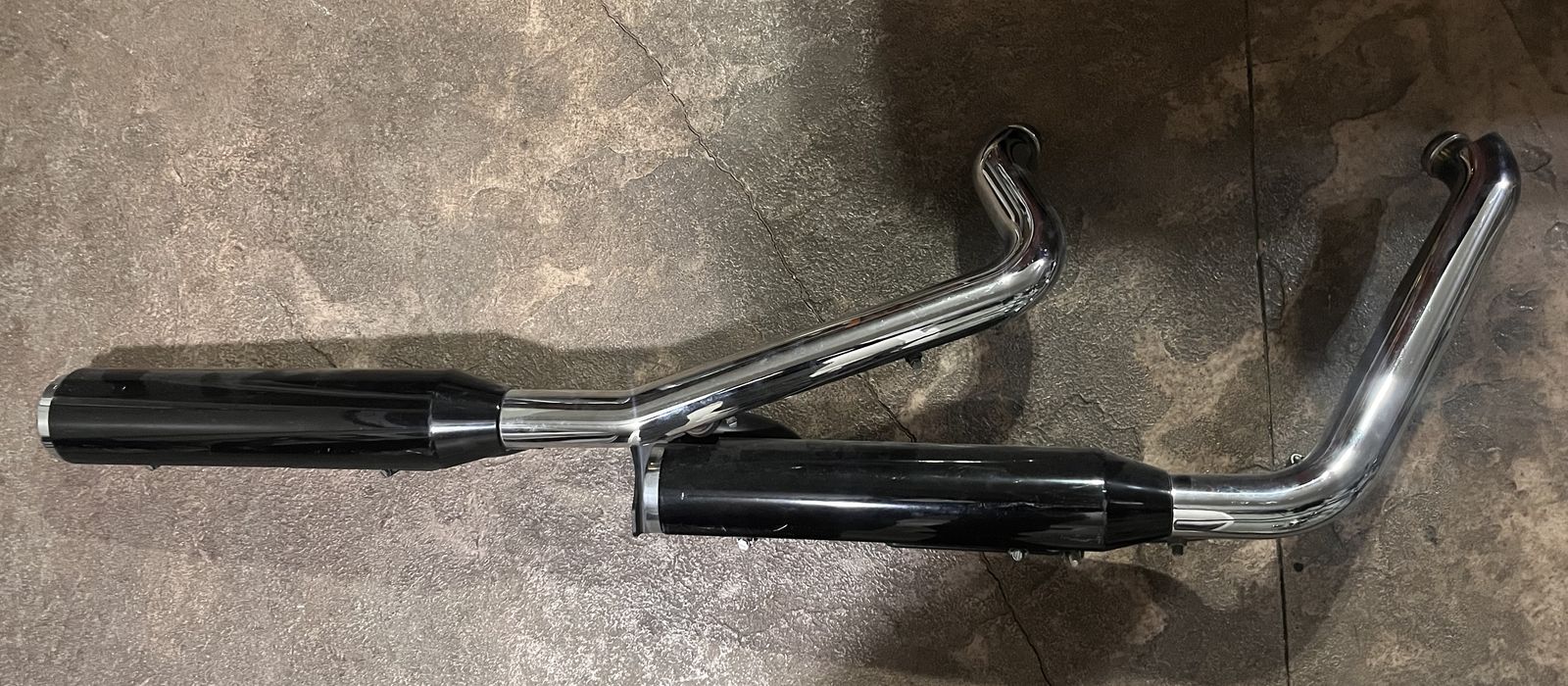 Twin Cam Softail OEM Exhaust