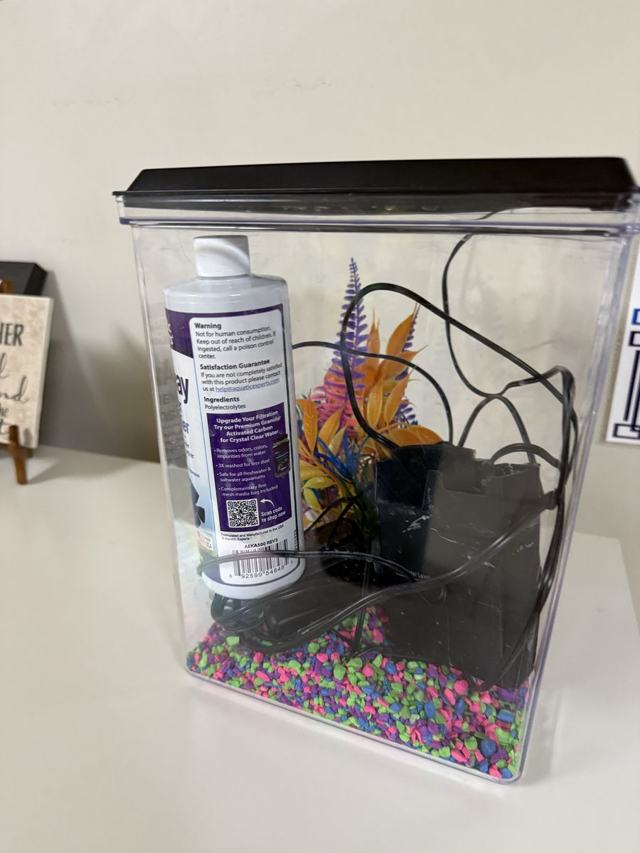 Aquatic Experts 2.5 Gallon Freshwater Aquarium Kit w/ Filter, Clarifier, Gravel & Decor